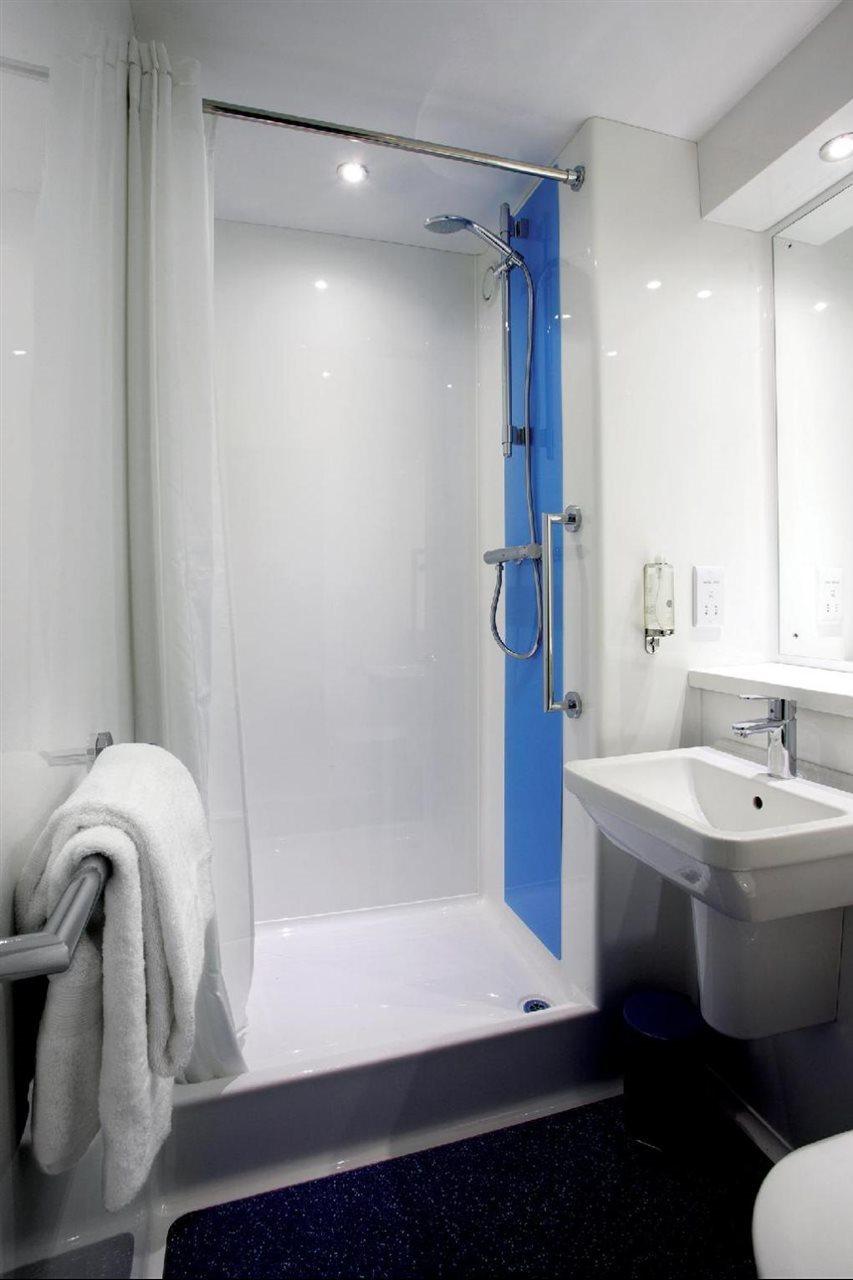 Travelodge Alton Four Marks Exterior foto