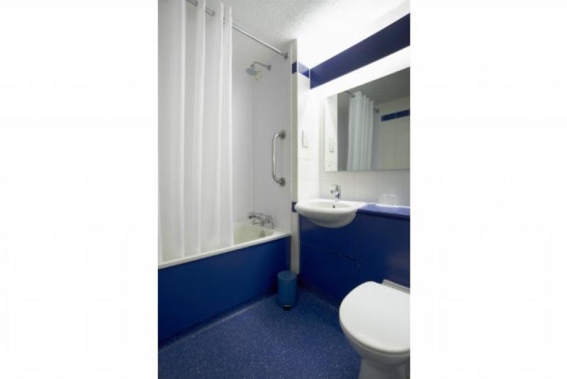 Travelodge Alton Four Marks Exterior foto