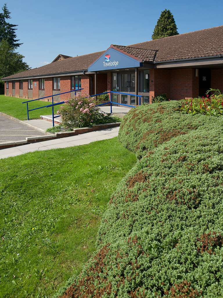 Travelodge Alton Four Marks Exterior foto